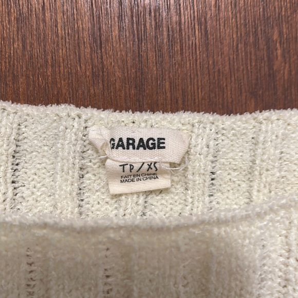 Garage Cropped Sweater - Picture 3 of 5